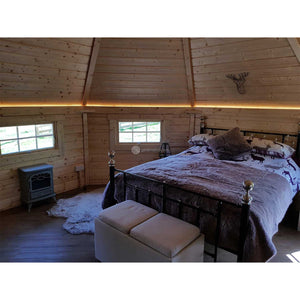 (16.5 m² + 2 extensions) Large Glamping Cabin